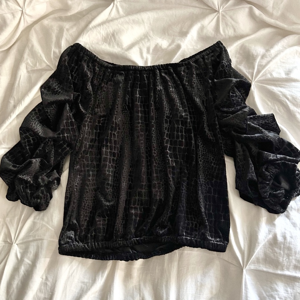 Express Velvet Off the Shoulder Snake Skin Top | NWOT | Small